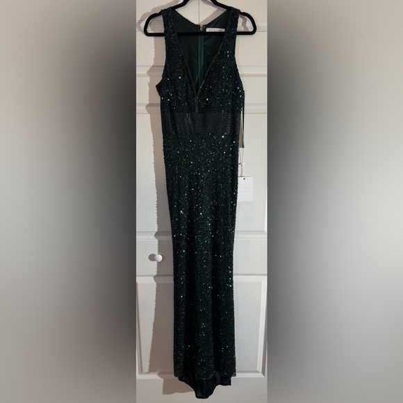 Sequined Evening Dress by Mac Duggal NWT Style 4930 Green Sequin Gown - Picture 4 of 7